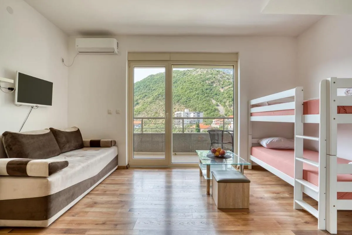 Image 1 of Apartmani Čukić Rafailovići