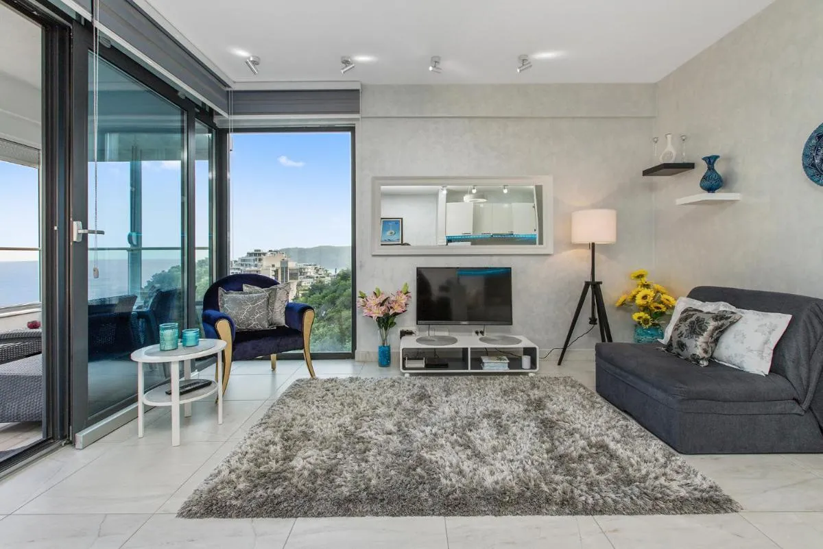 Image 4 of Apartment 4You