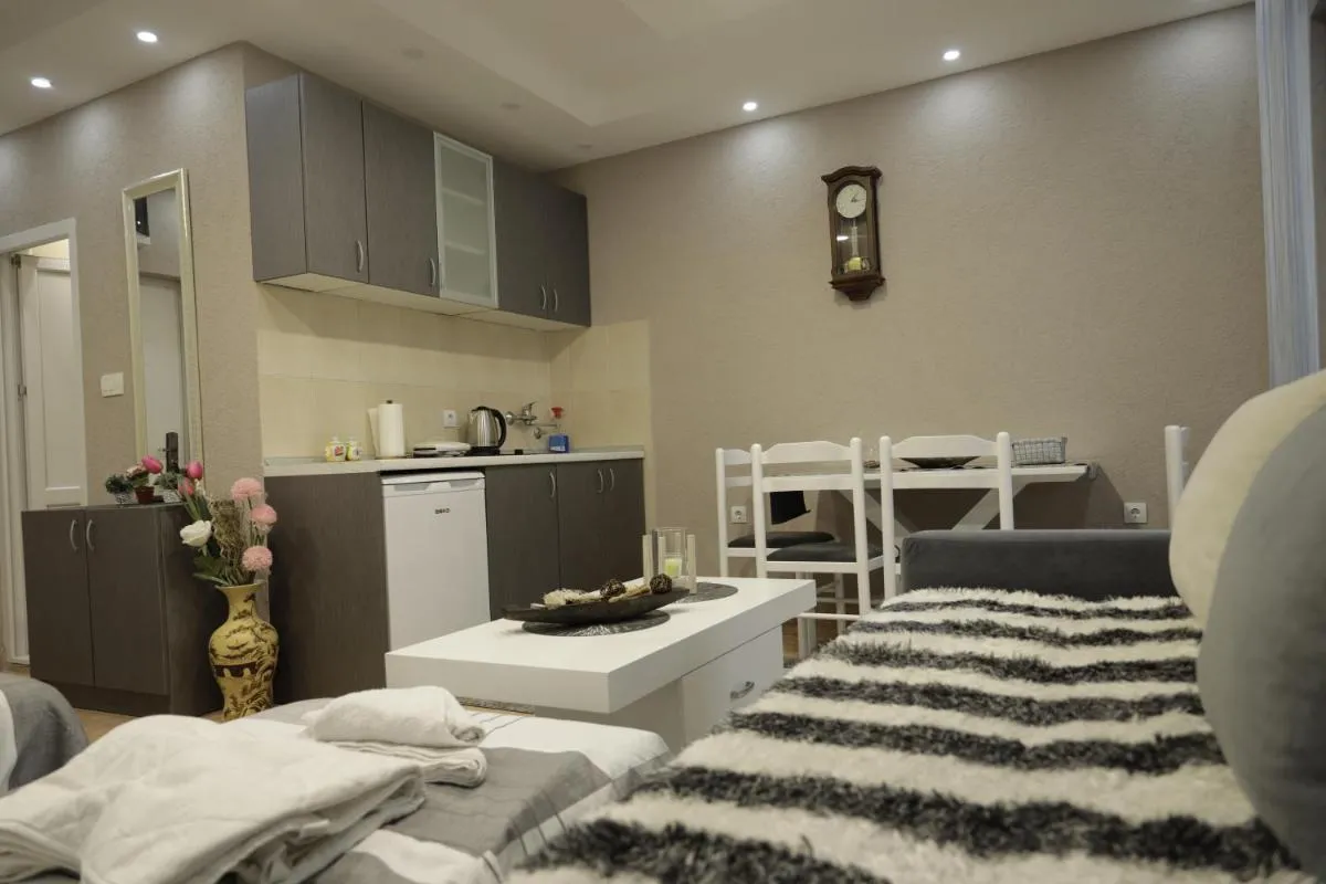 Image 3 of Apartment Alexandra