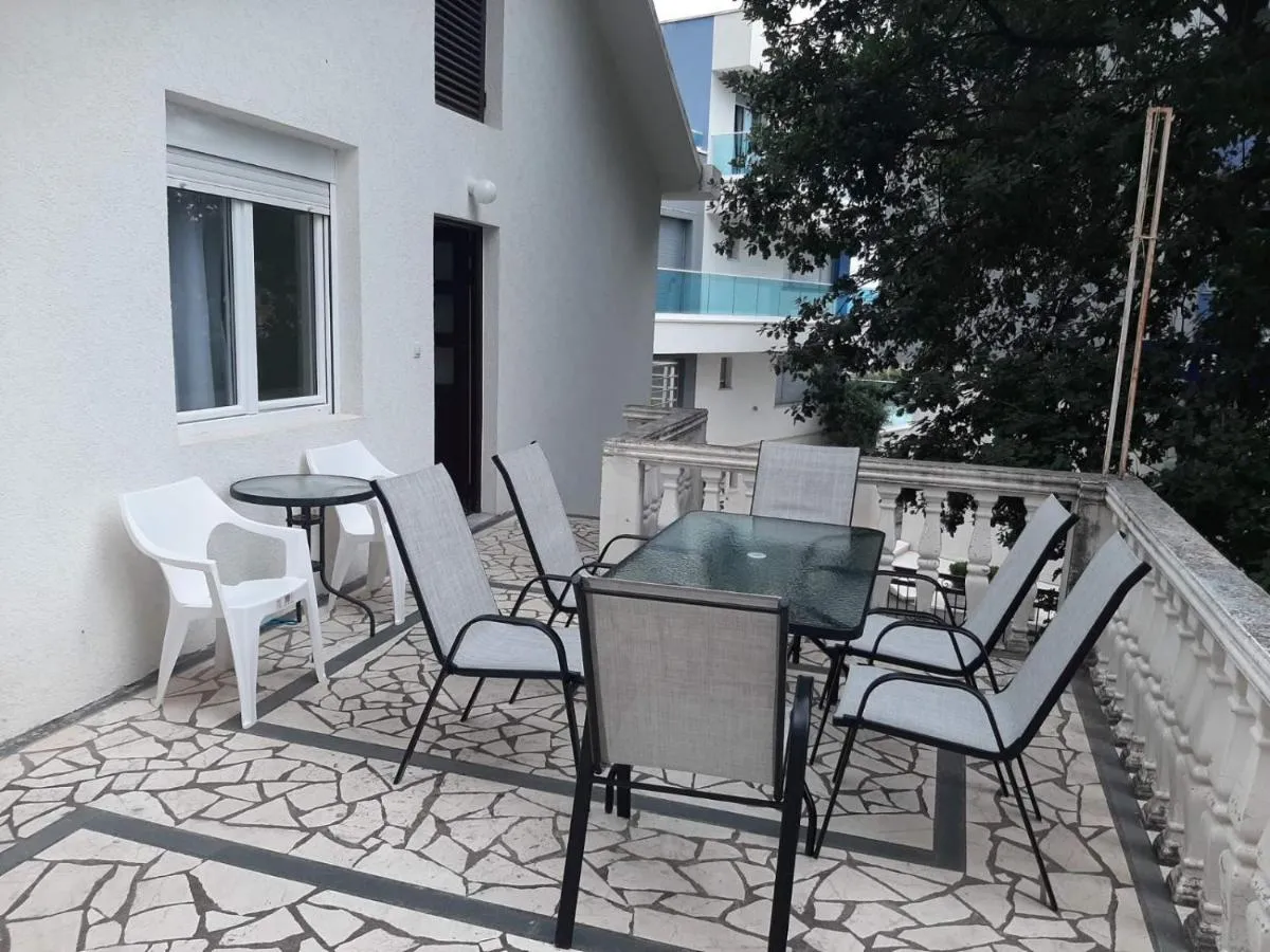 Image 2 of Apartment Danijela