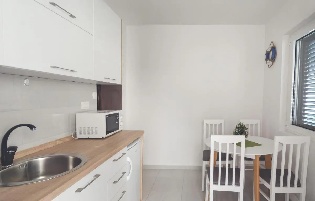 Image 2 of Apartment LIM