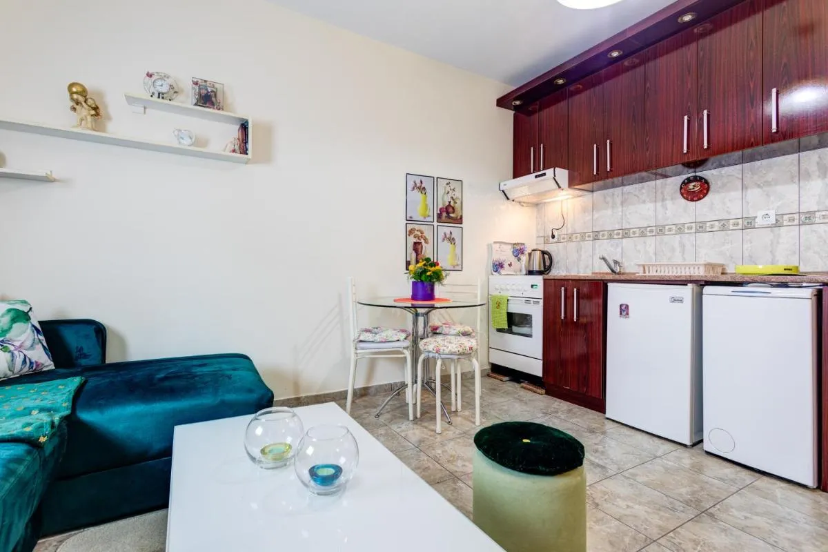 Image 2 of Apartment Natasha