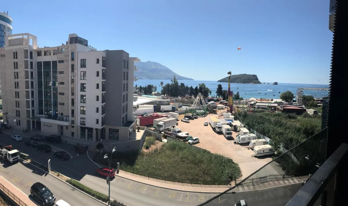 Image 5 of Apartment Seaview Budva