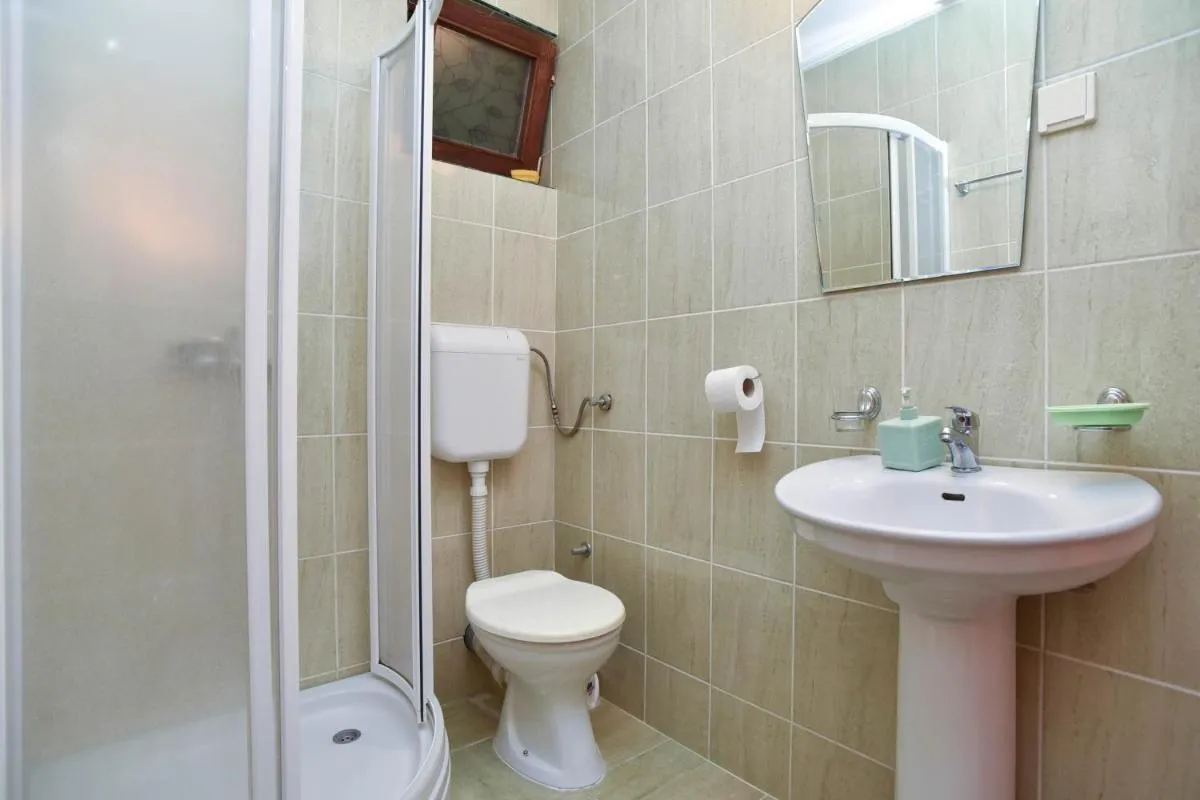 Image 2 of Apartment Senka