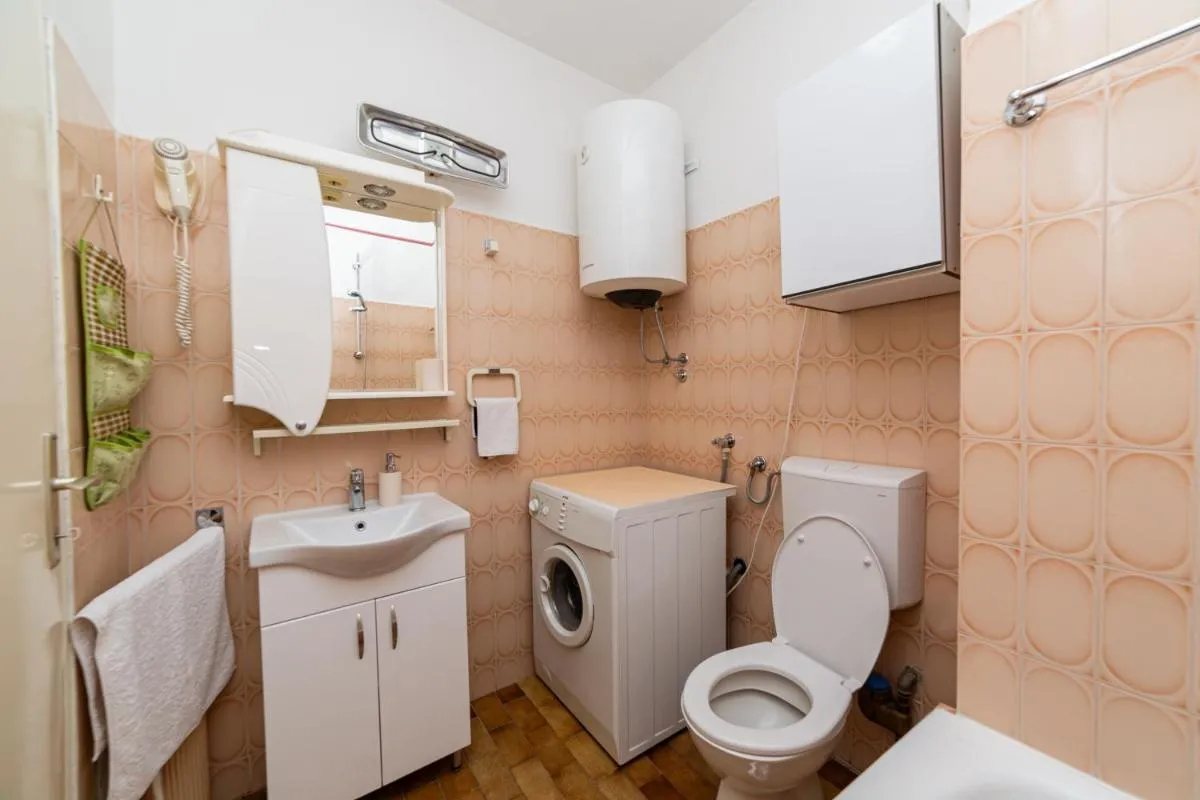 Image 2 of Apartment Simanic