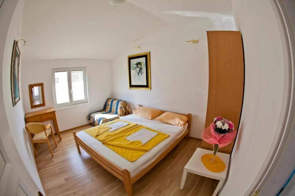 Image 1 of Apartments Bonus