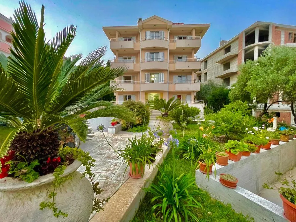 Image of Apartments Boreta Becici