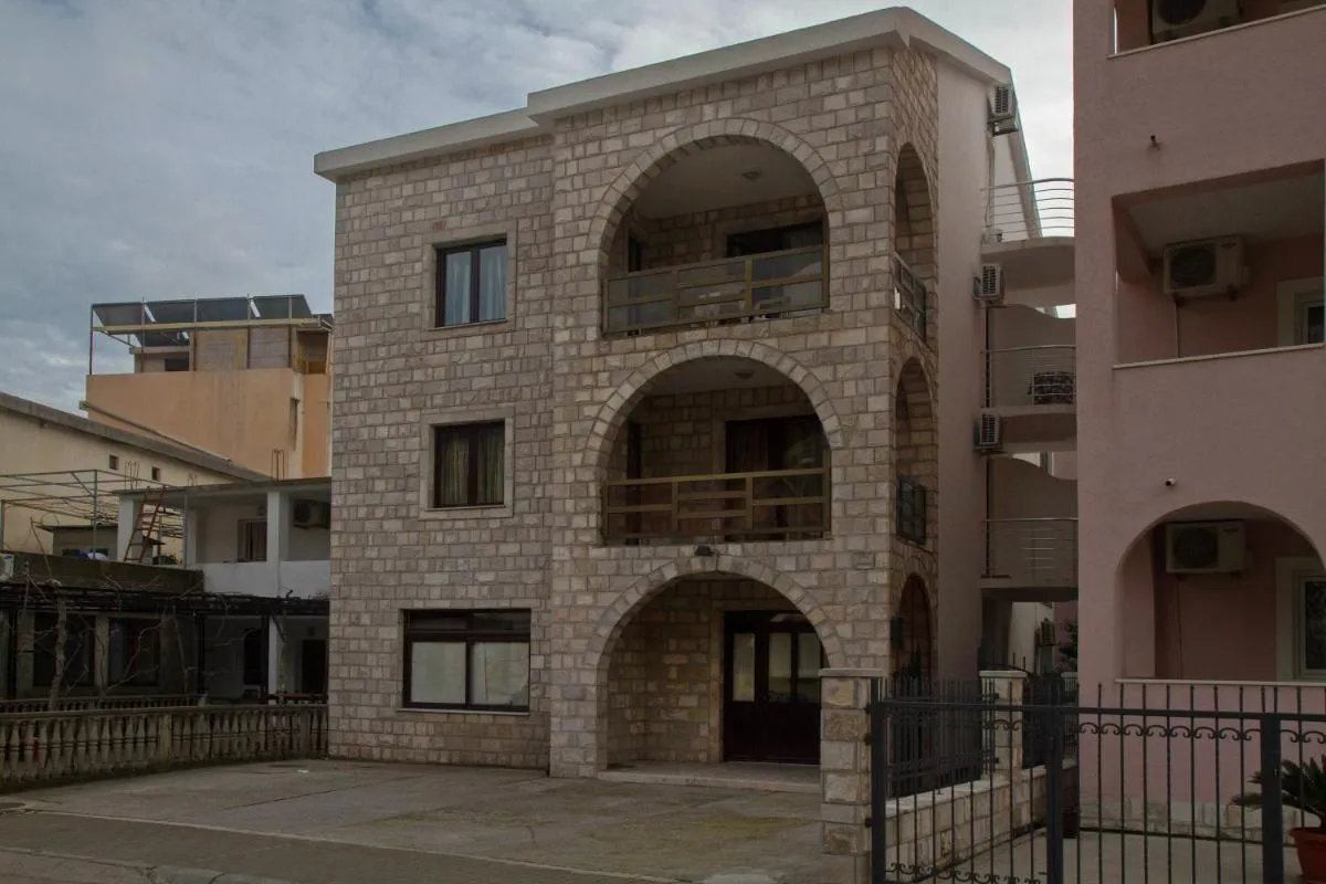 Image 5 of Apartments HMD