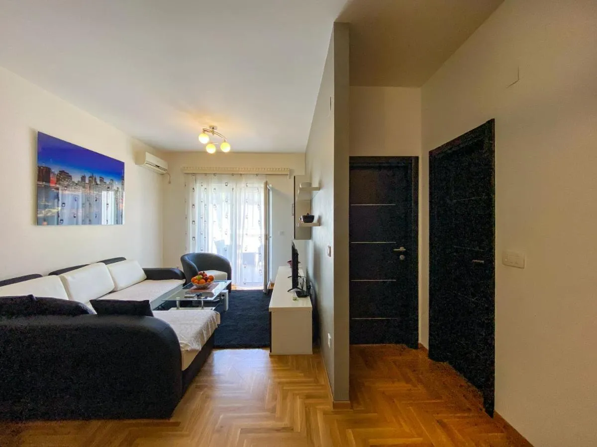 Image 1 of Apartments Luka BU2