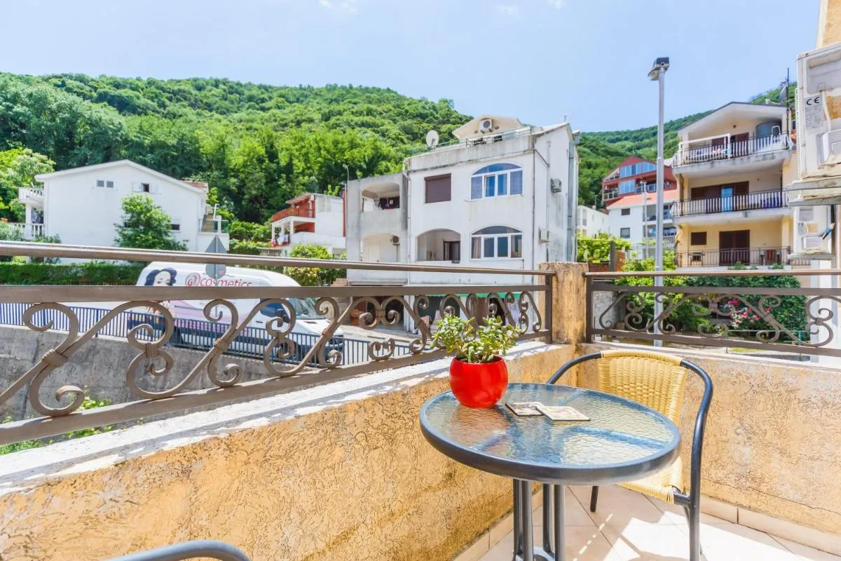 Image 2 of Apartments Manojlovic