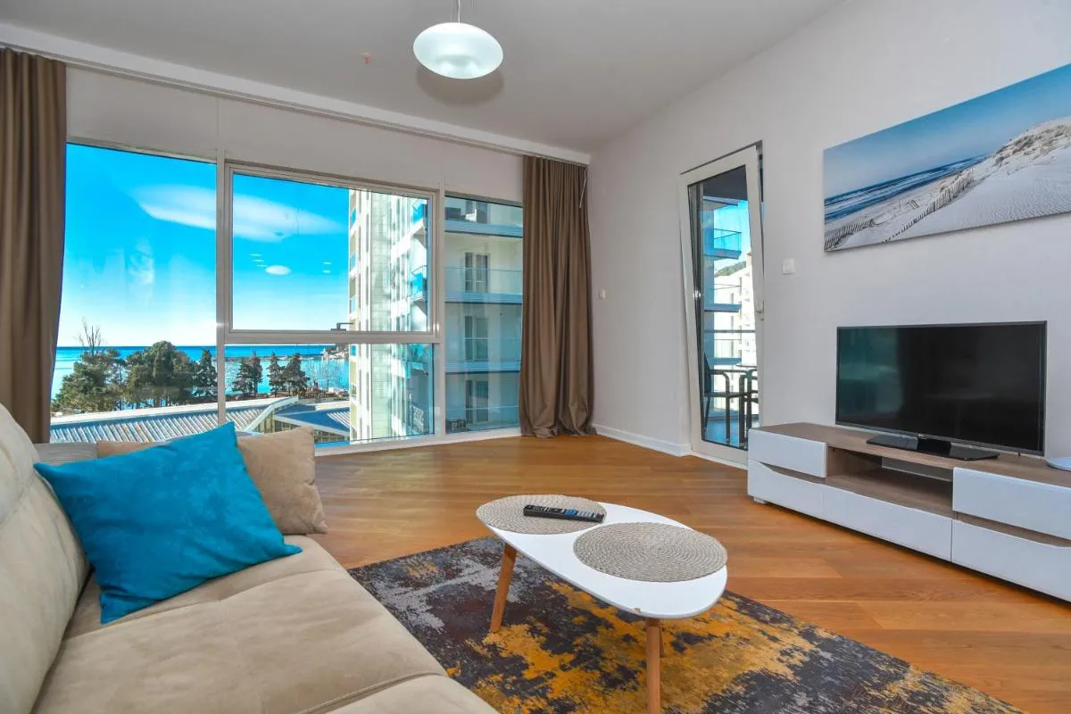 Image 5 of Apartments Menuet