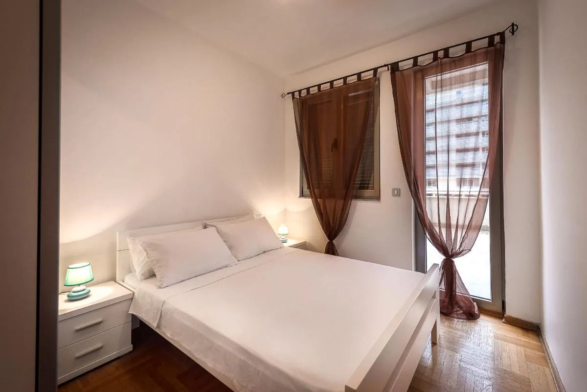 Image 5 of Apartments Montreal