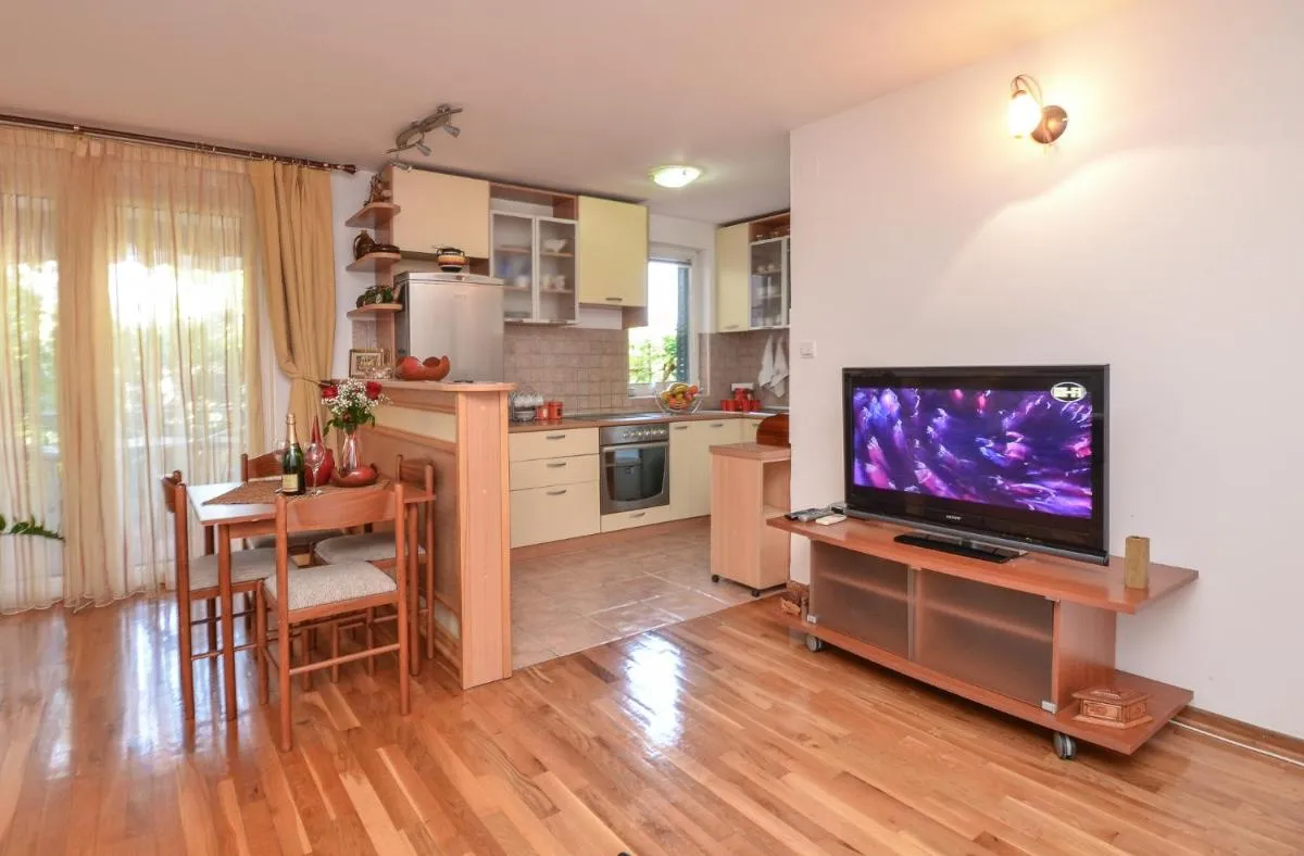 Image 2 of Apartments Petkovic Budva