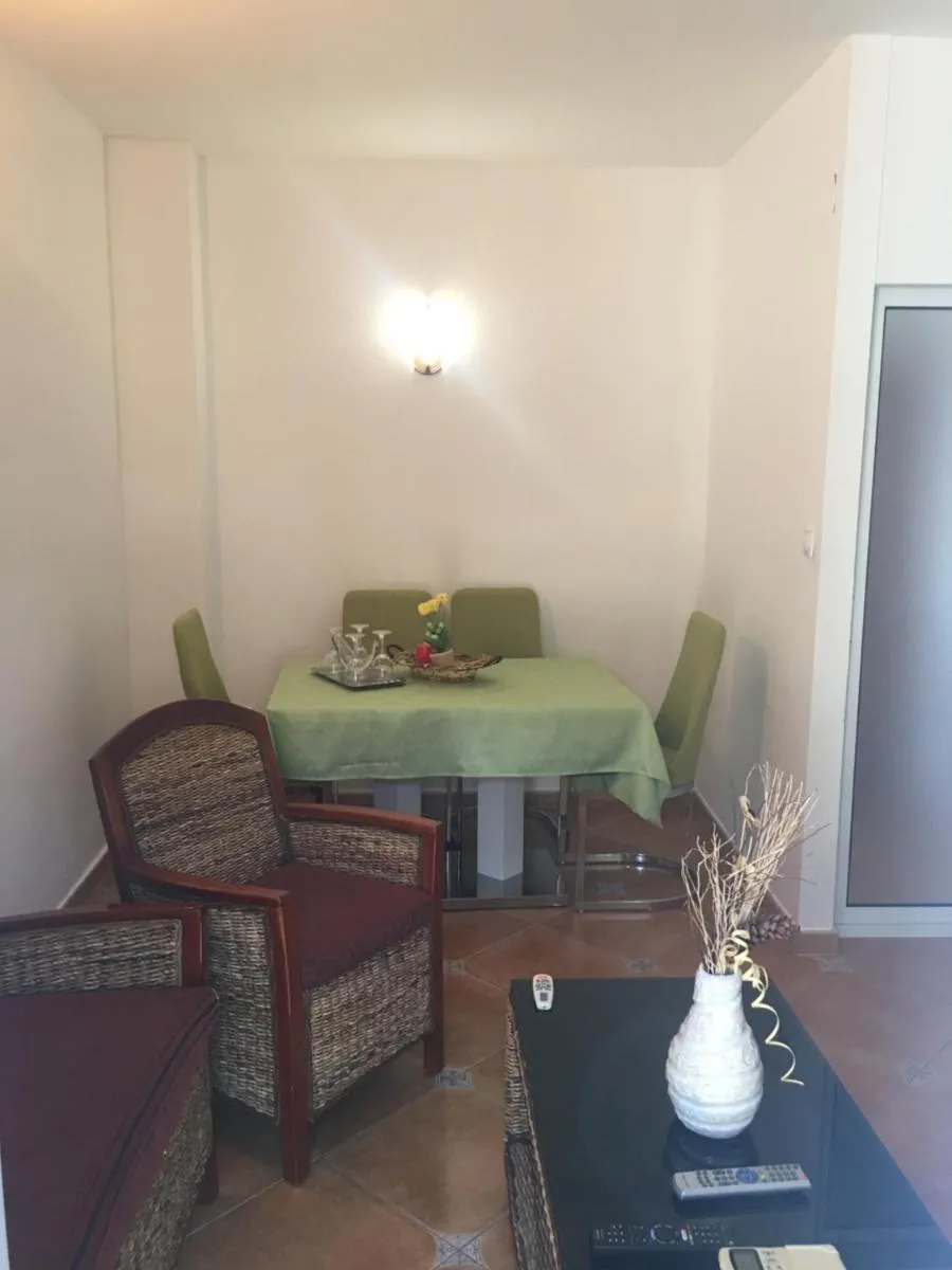 Image 2 of Apartments SIM