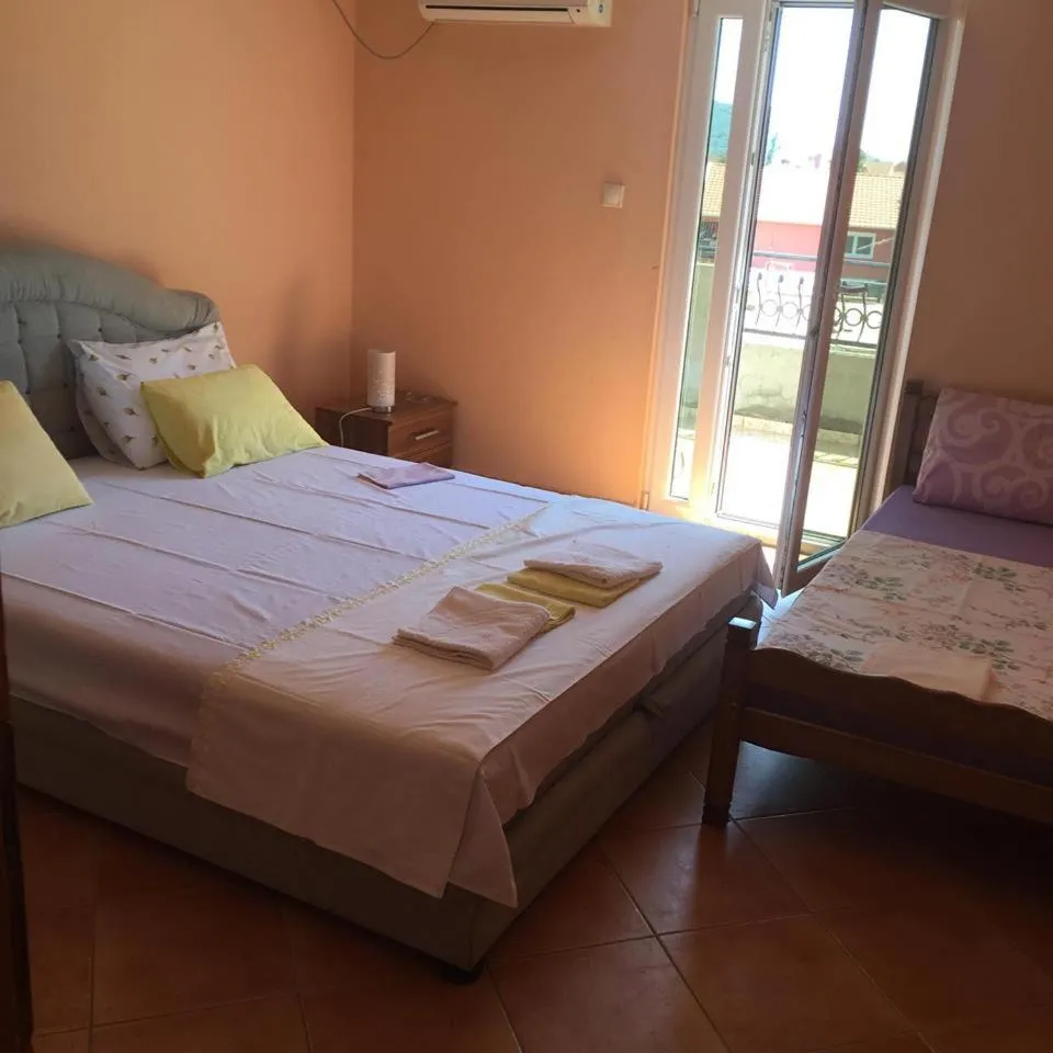 Image 3 of Apartments SIM