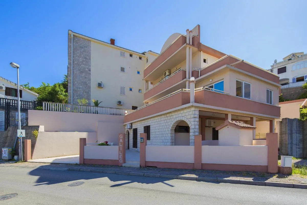 Image 5 of Apartments Vila Galileo