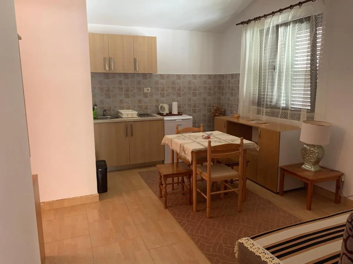 Image 3 of Apartments Zvicer – Milica
