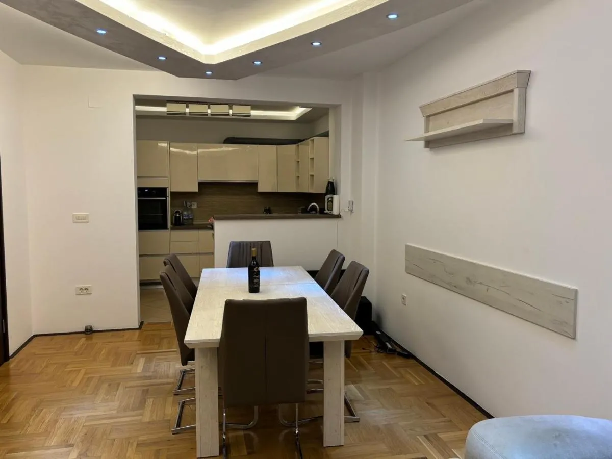 Image 2 of AvR Barka Budva