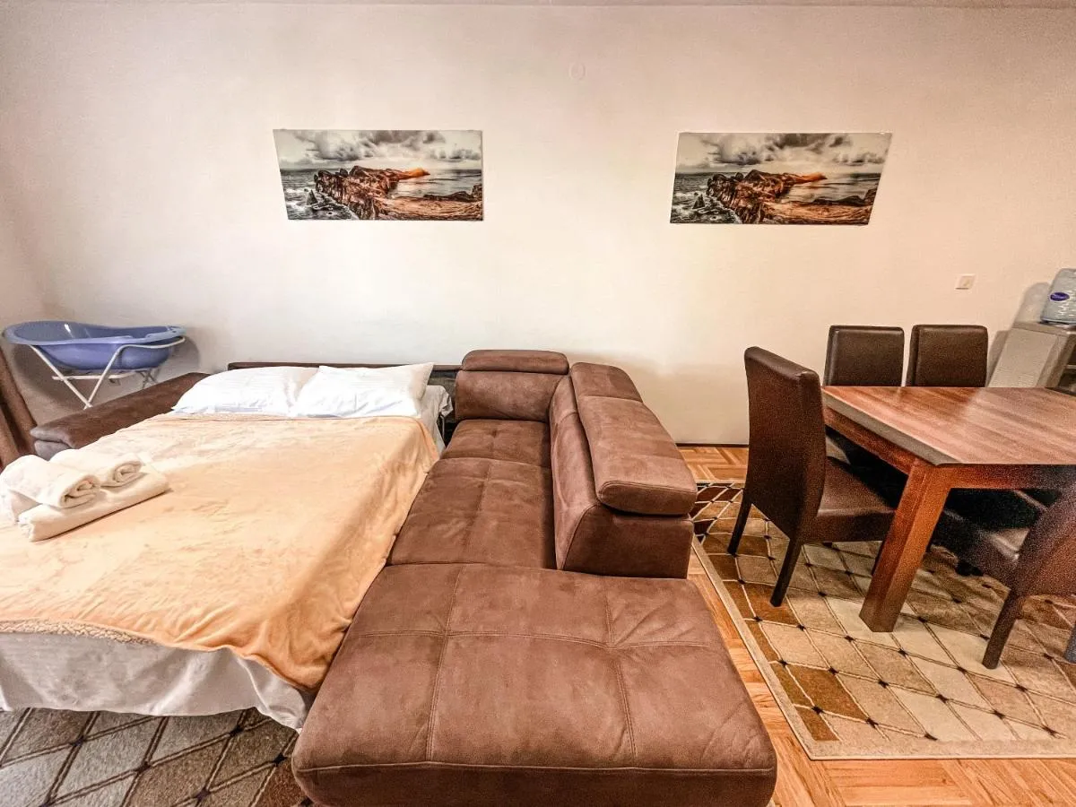 Image 2 of AvR Garden Budva