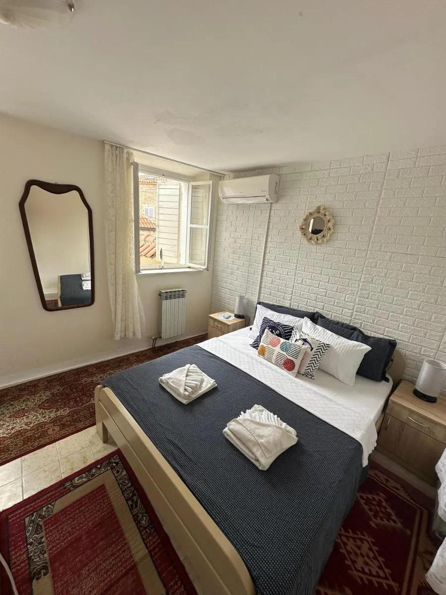 Image 6 of Beatrix Suites