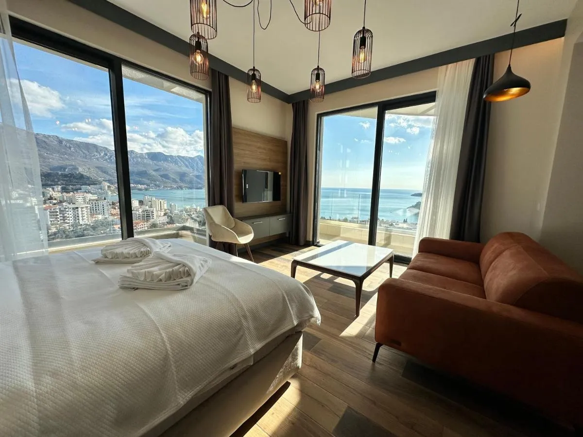 Image 4 of Boreti Residence