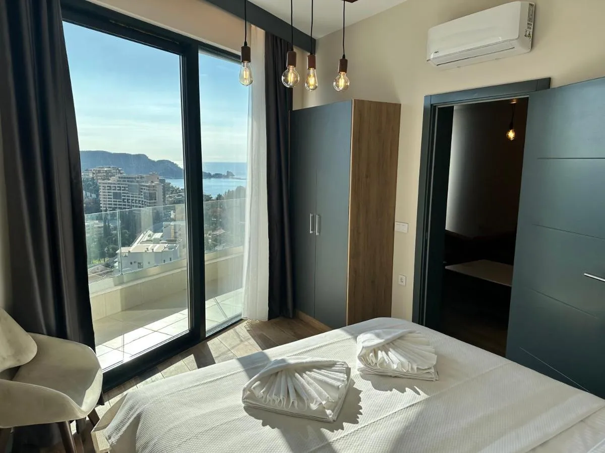 Image 1 of Boreti Residence