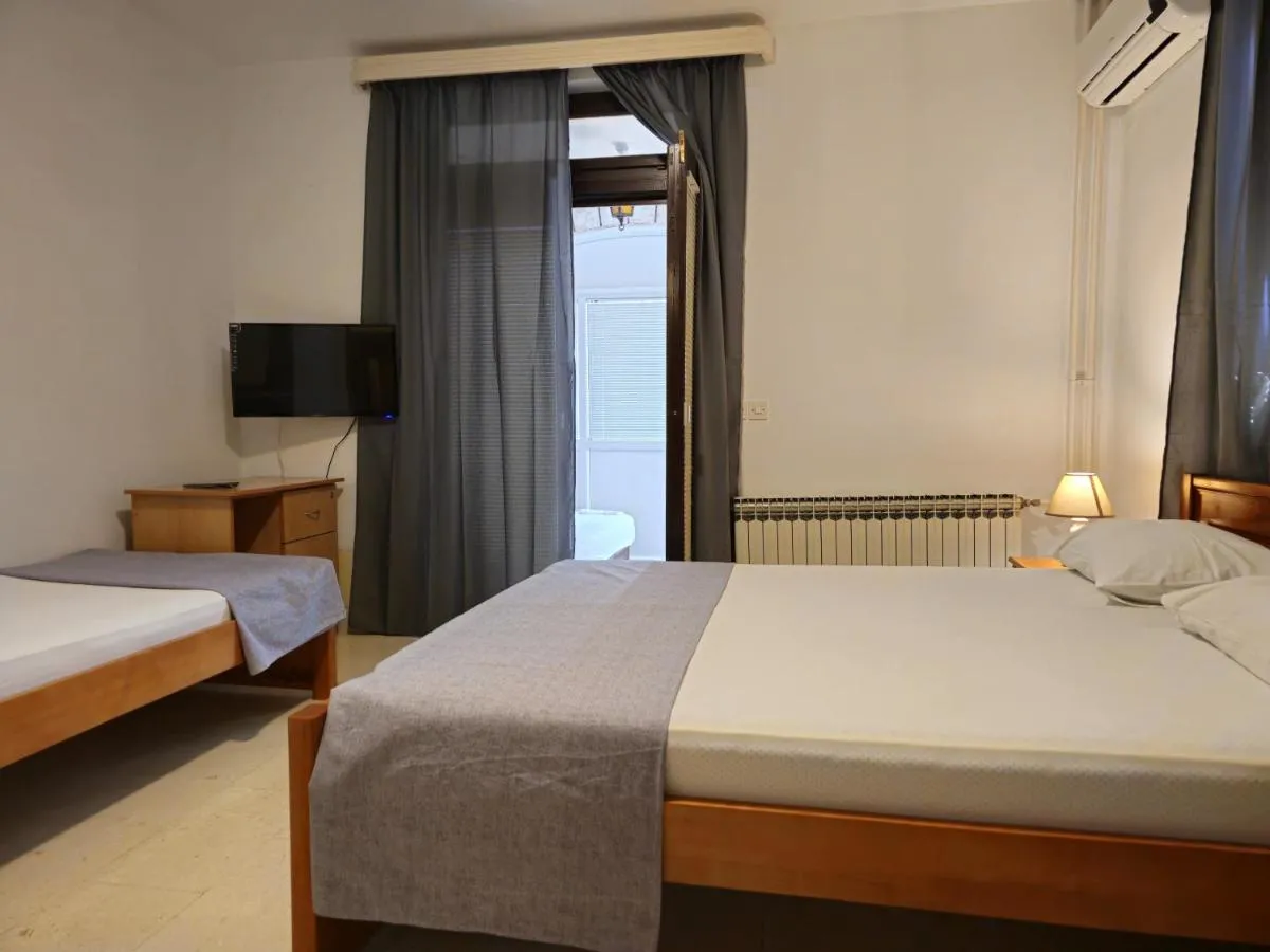 Image 1 of Bravo Plus