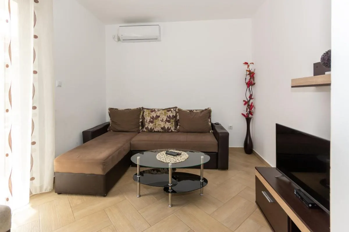 Image 5 of Budva Central Apartment