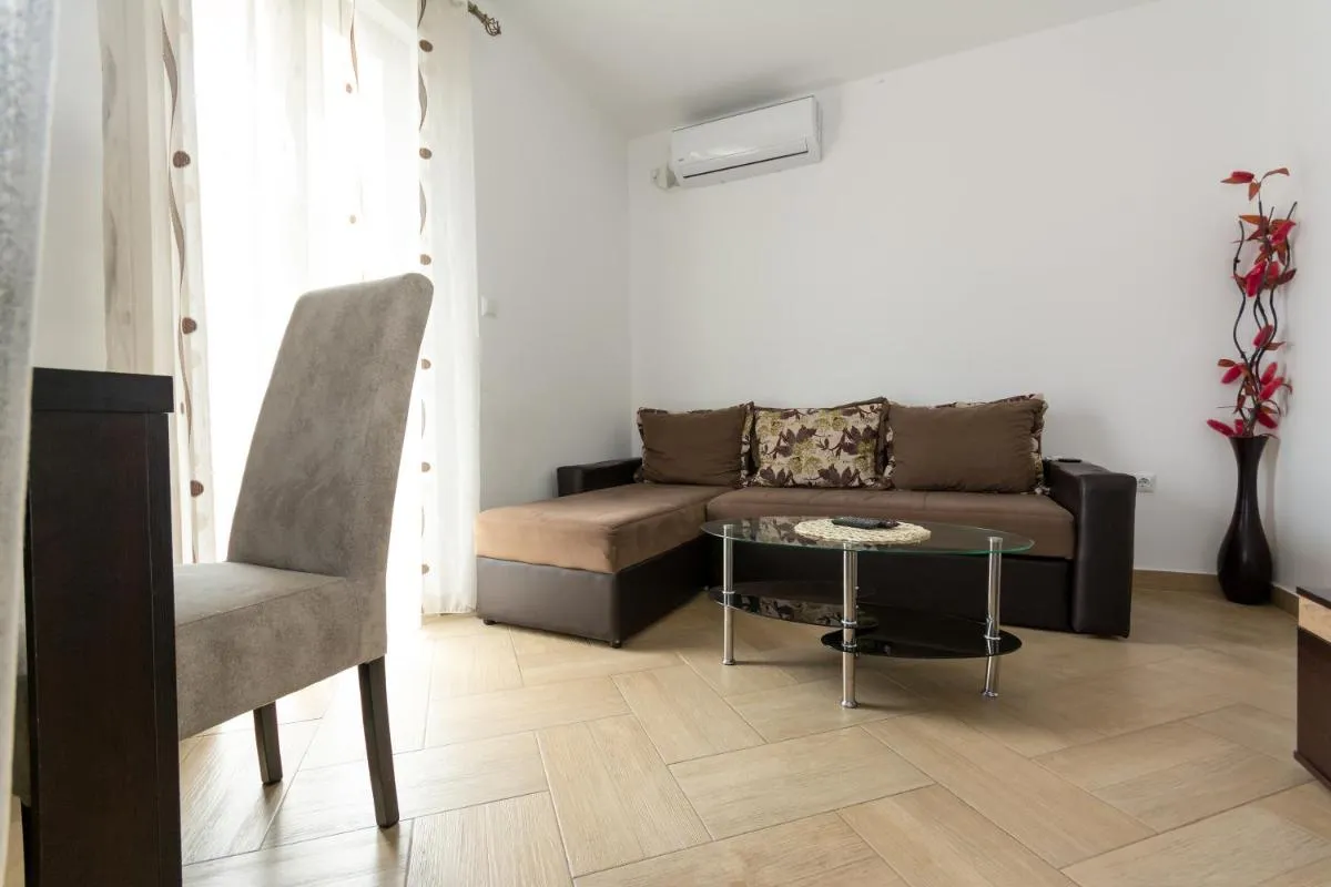 Image 2 of Budva Central Apartment