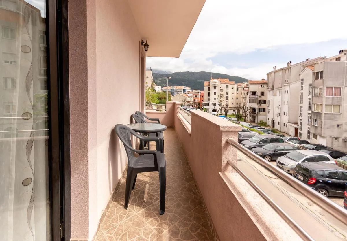 Image 3 of Budva Central Apartment