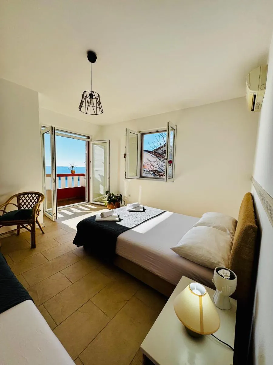 Image 3 of Budva Felix Suites