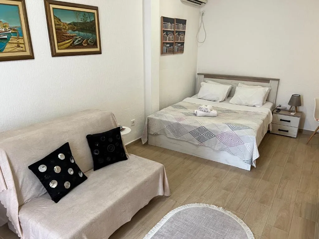 Image of CASA APARTMENTS, one-bedroom apartment