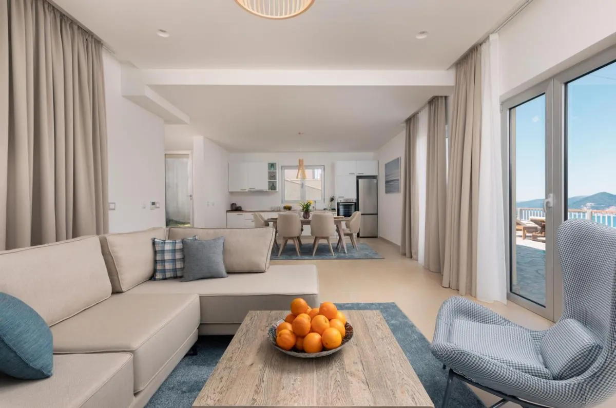 Image 4 of Carsko Selo Blizikuce