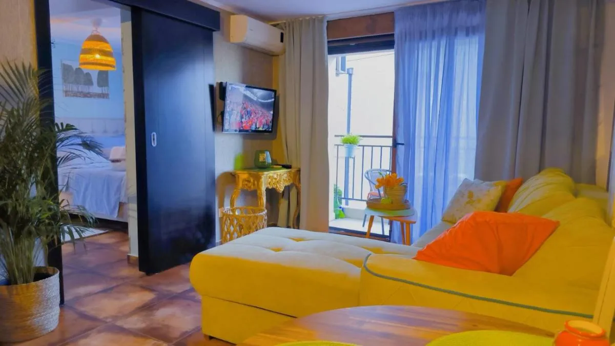 Image 2 of Centre Budva Green