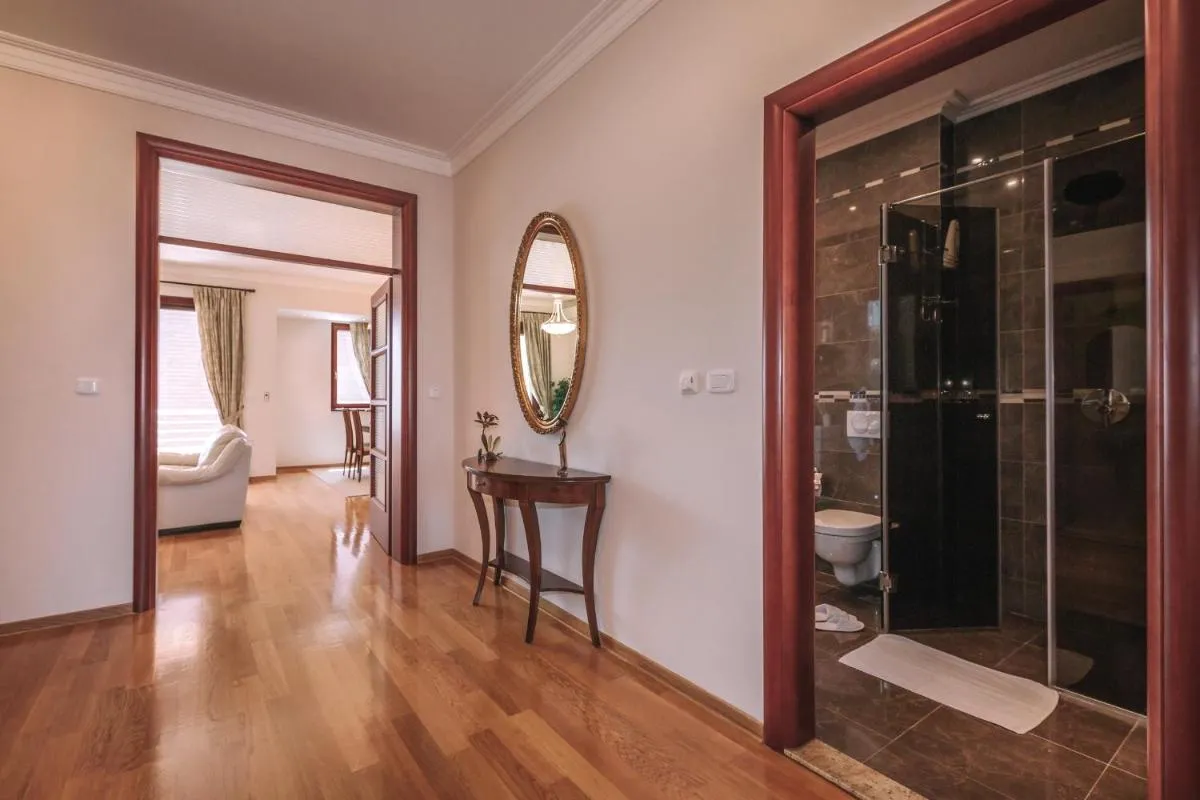 Image 2 of City Apartments