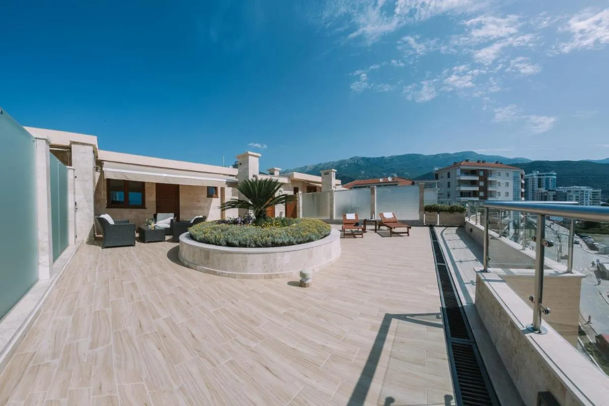 Image 5 of City Apartments