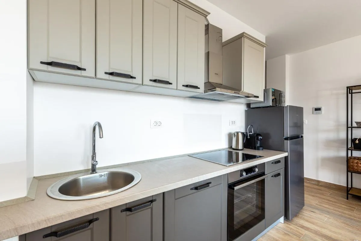 Image 4 of Contemporary Retreat in Bečići