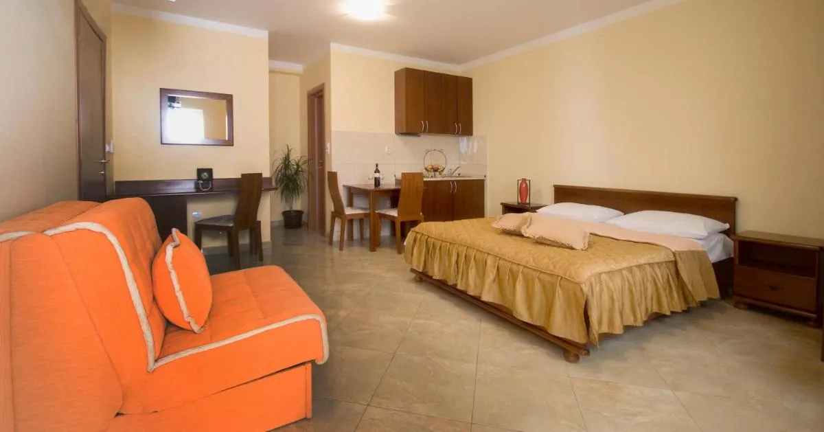 Image 6 of Contessa Apartments