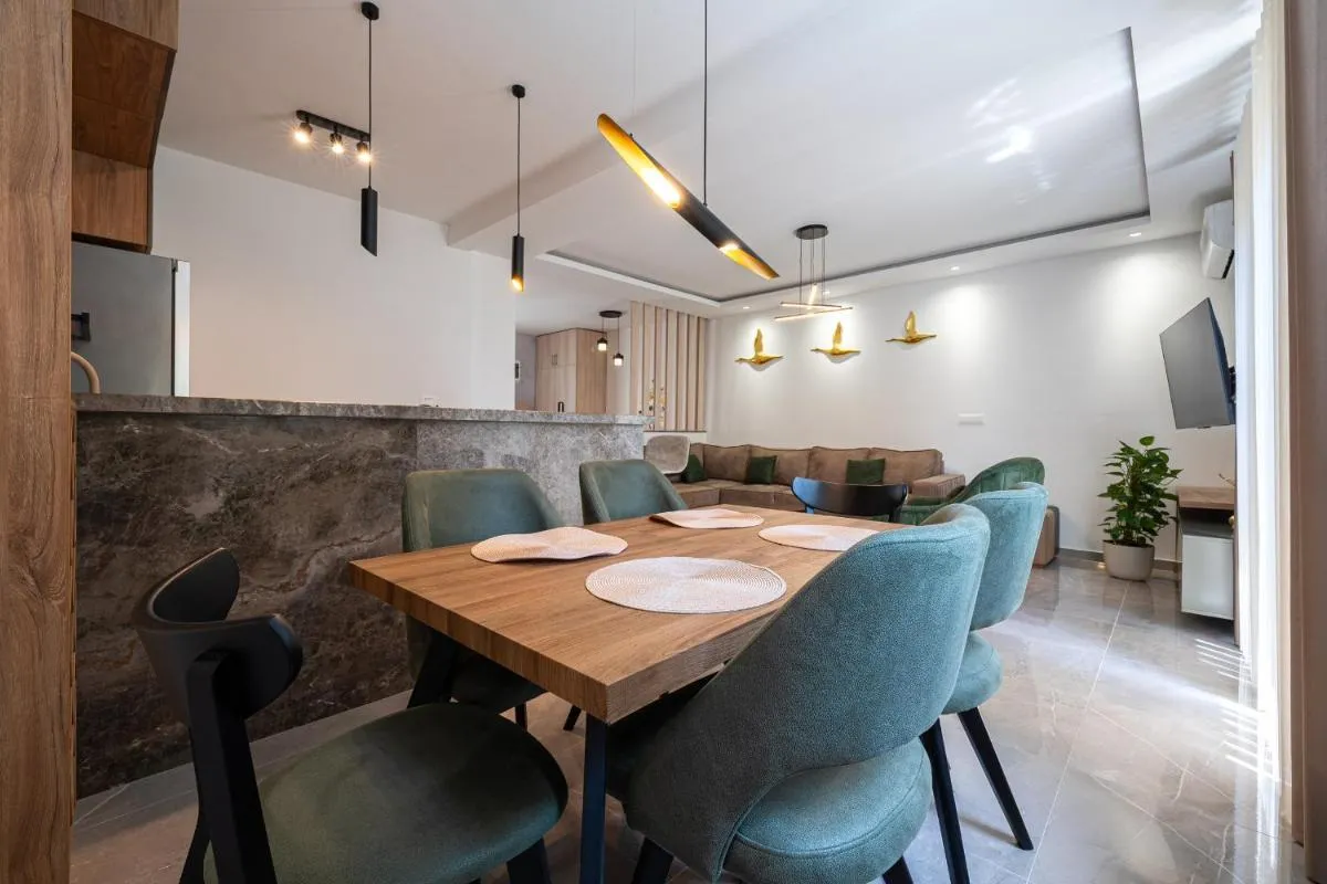 Image 1 of Cosy Duplex near Bus Station