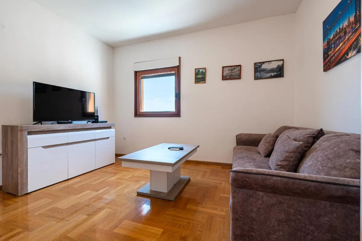 Image 5 of Cozy studio with terrace