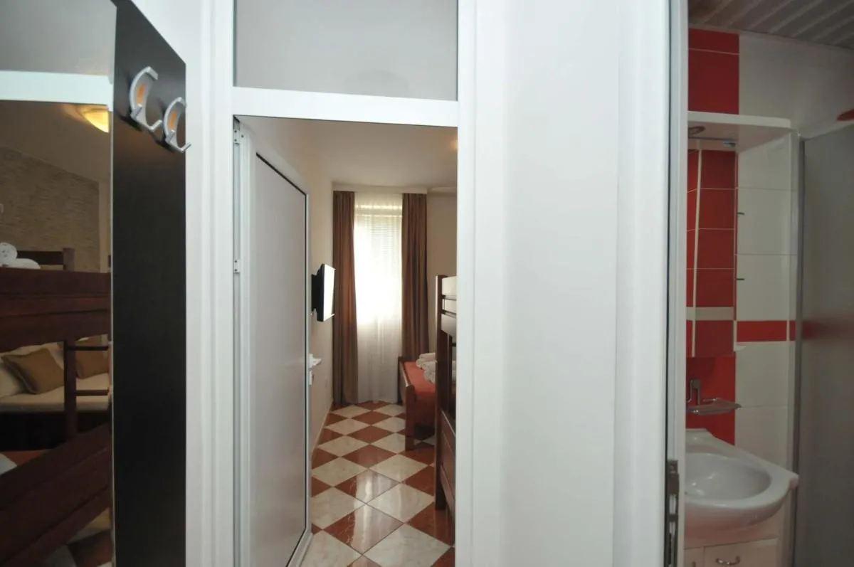 Image 1 of D&D Apartment 1