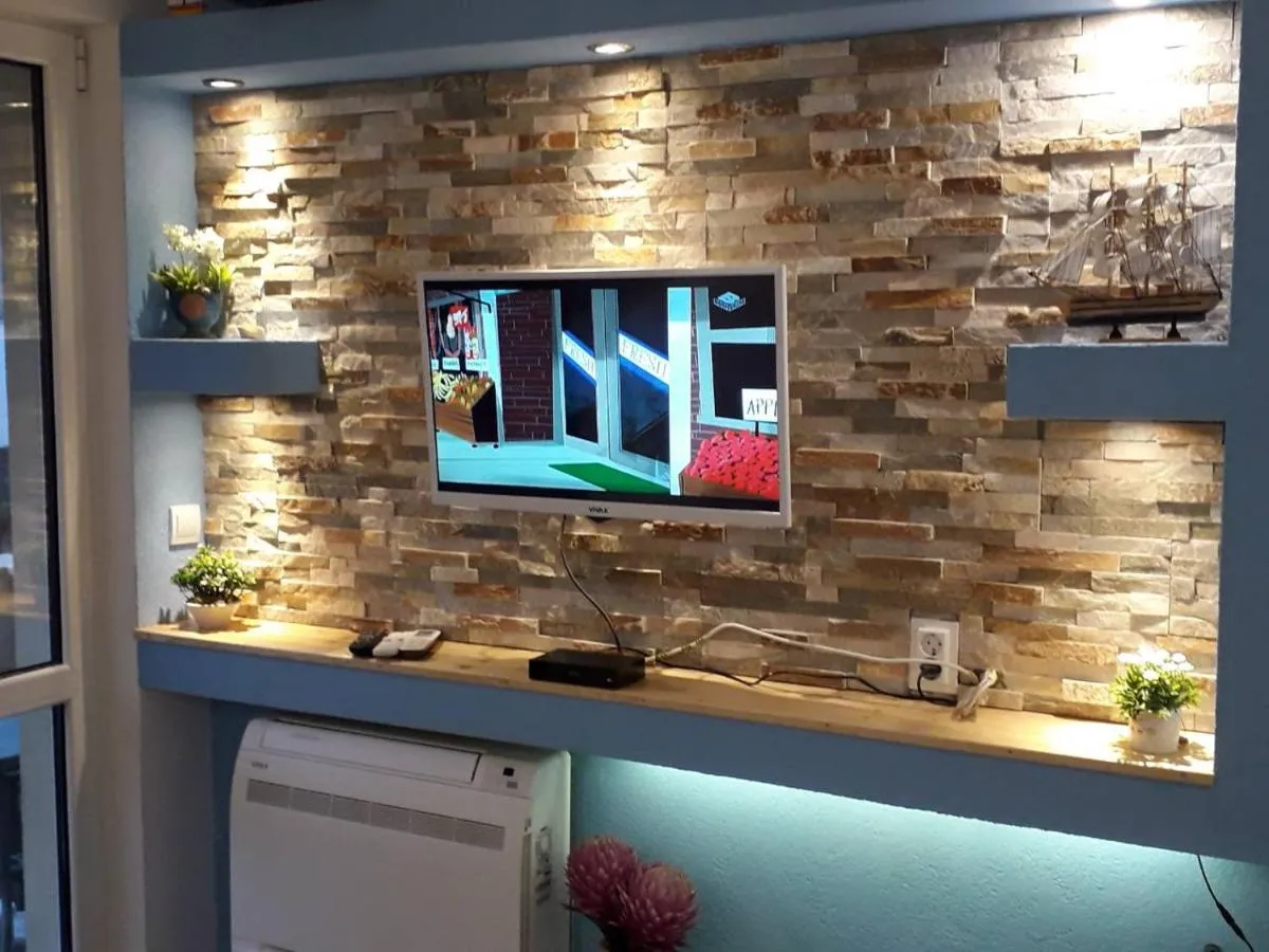 Image 1 of Davidoff Branko Kalezic