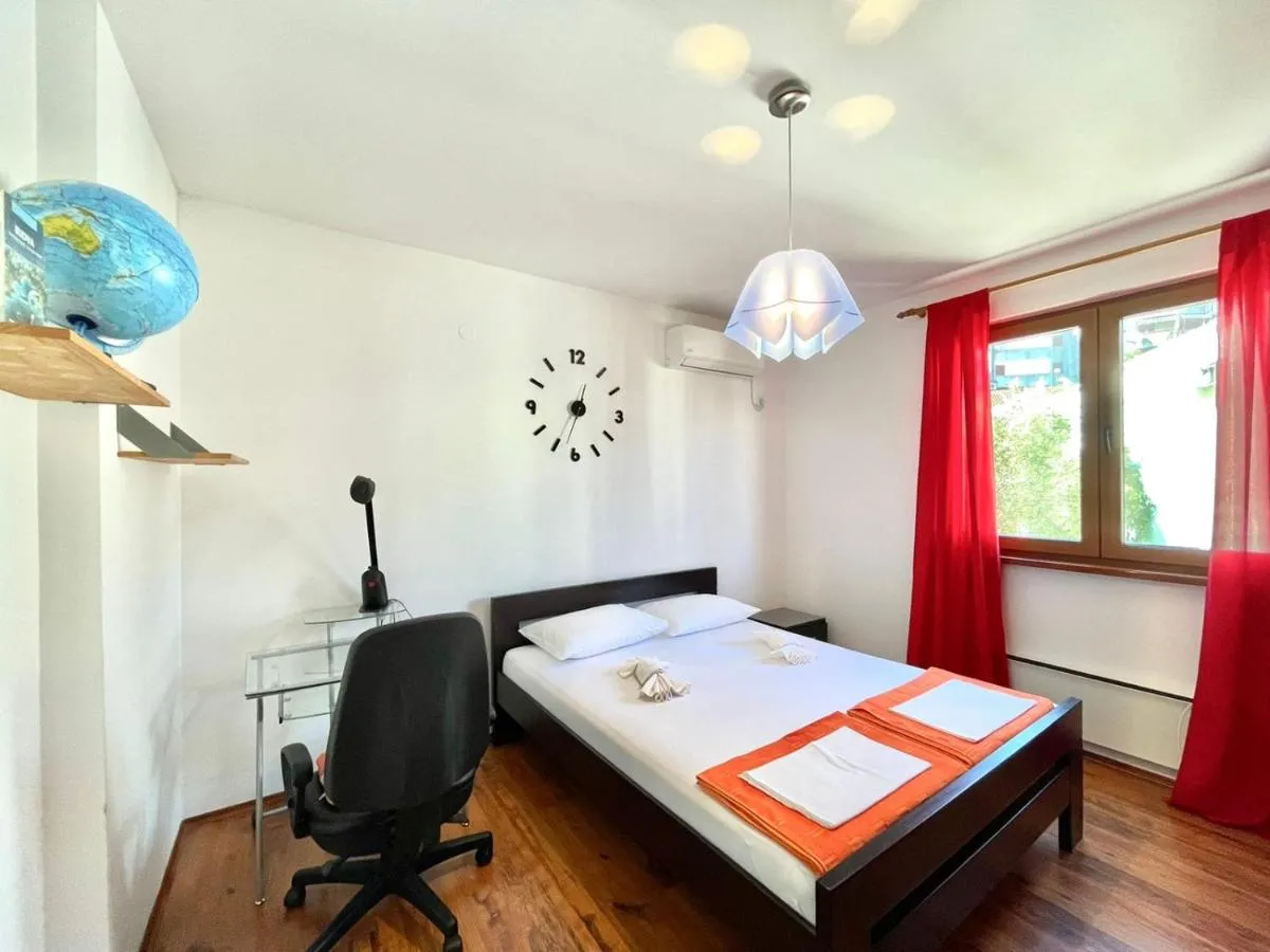 Image 6 of Family three bedroom Apartment Mimoza 2