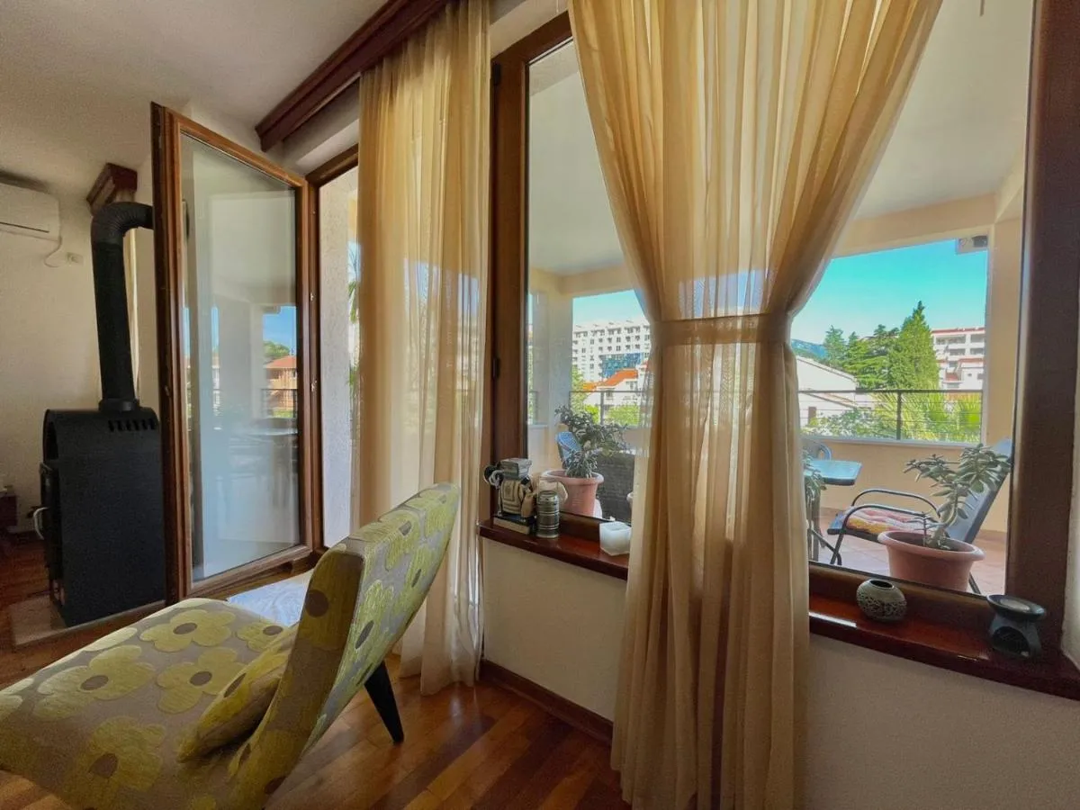 Image 4 of Family three bedroom Apartment Mimoza 2