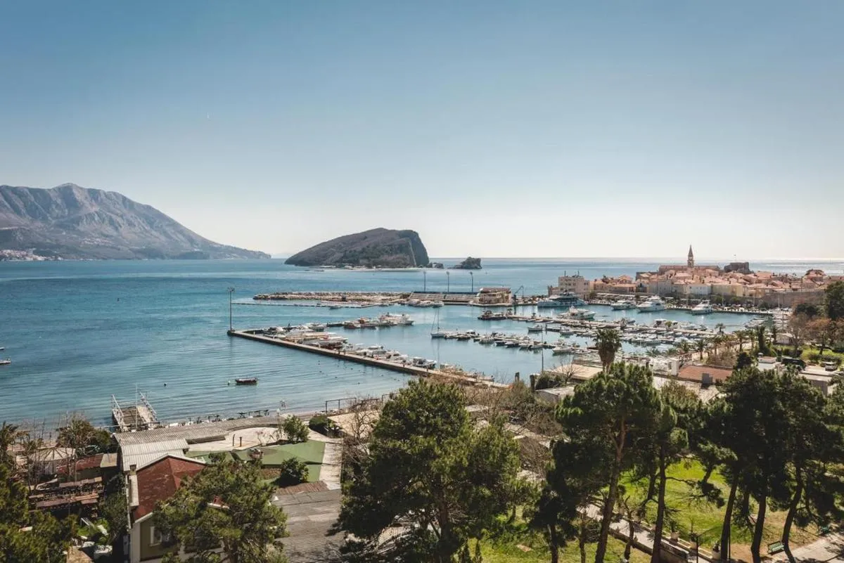 Image 1 of Fontana Residence Budva