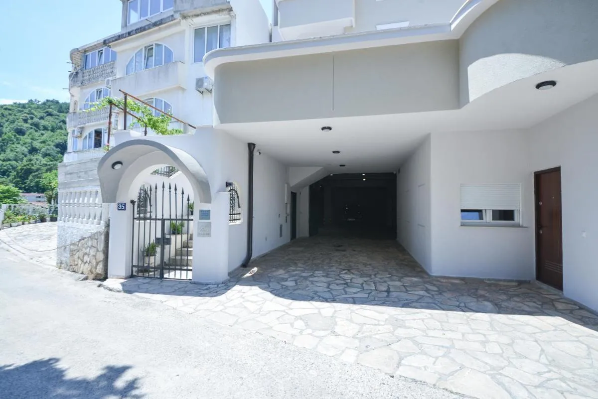 Image 5 of Harmonia Hills Apartments