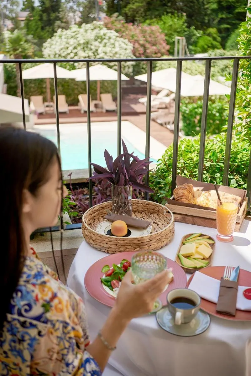 Image 3 of Hotel Admiral