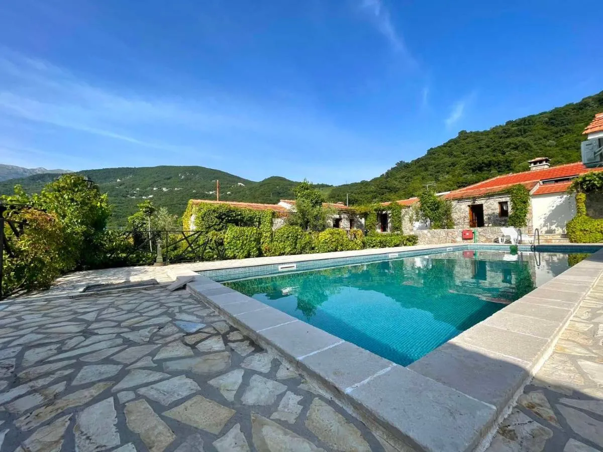 Image 3 of Hotel Opera Jaz