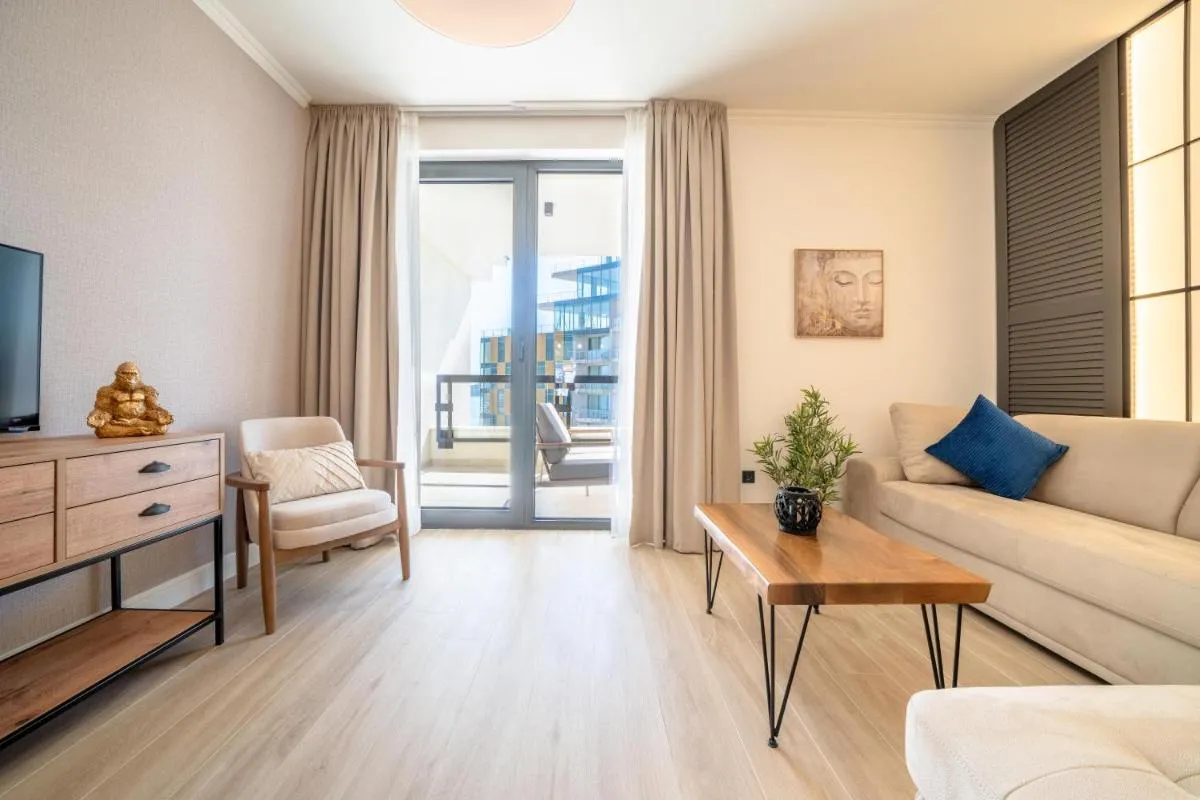 Image 5 of Invictus Hotel