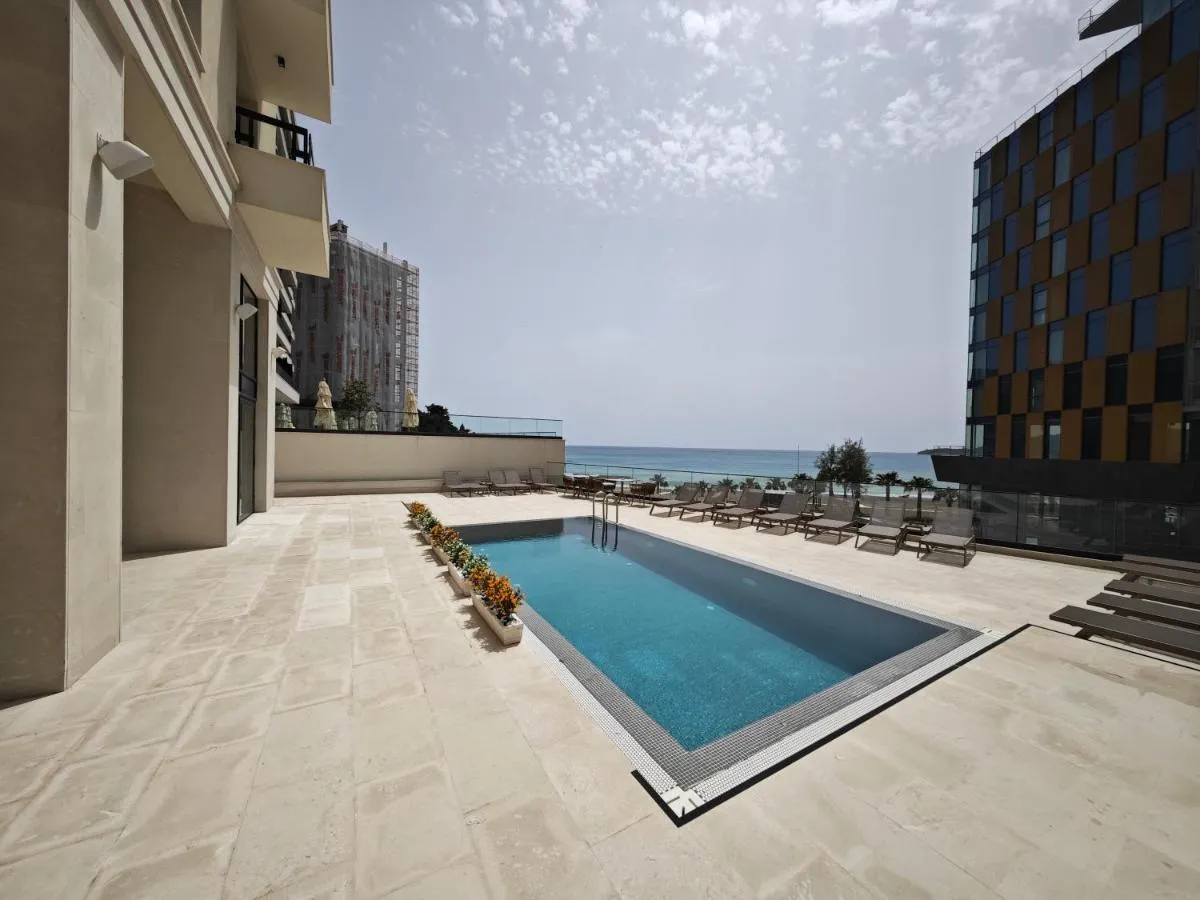 Image 3 of Invictus Hotel